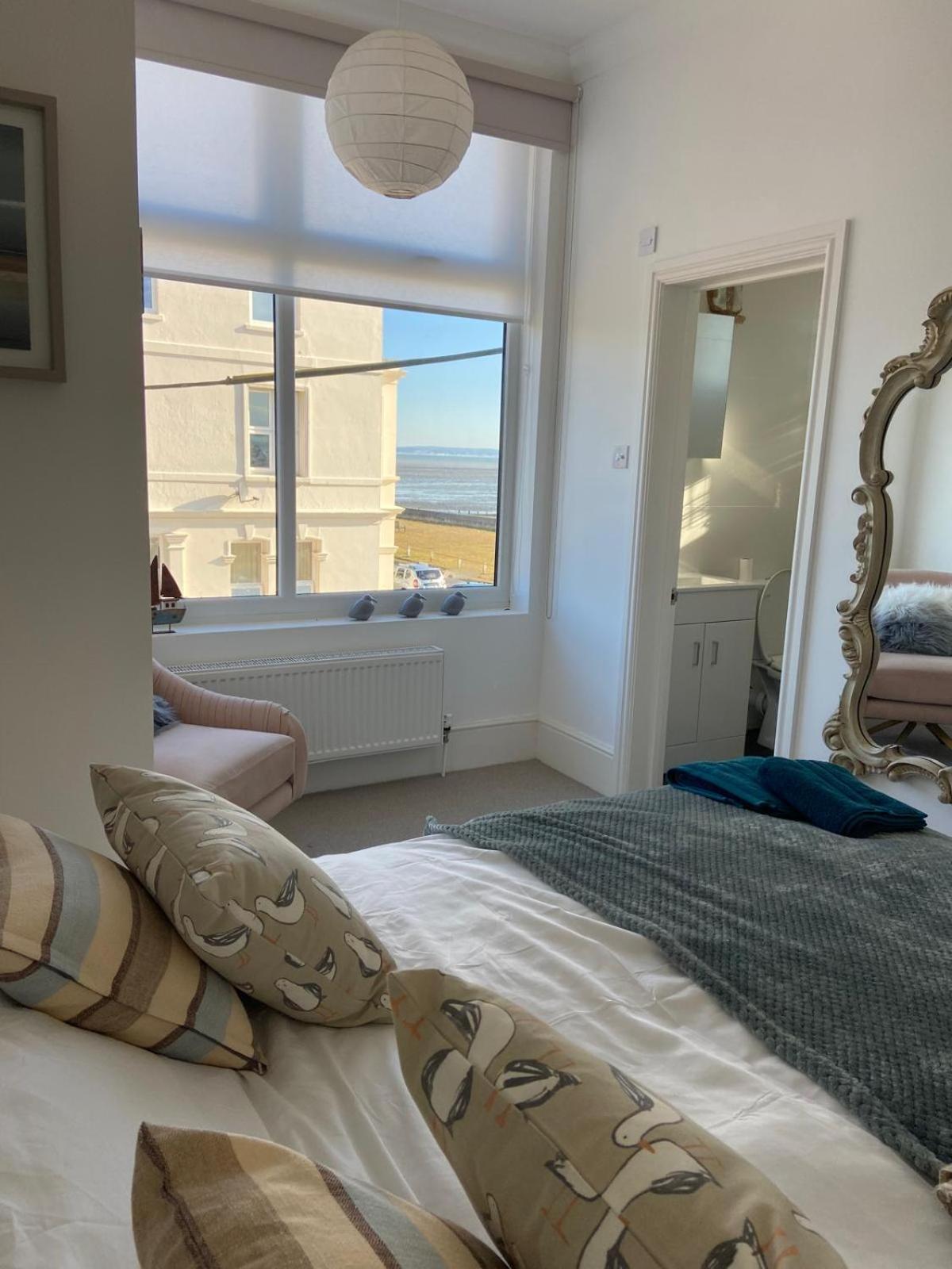 Stunning 2 Bed Apartment With Sea Views Littlestone-on-Sea Zewnętrze zdjęcie